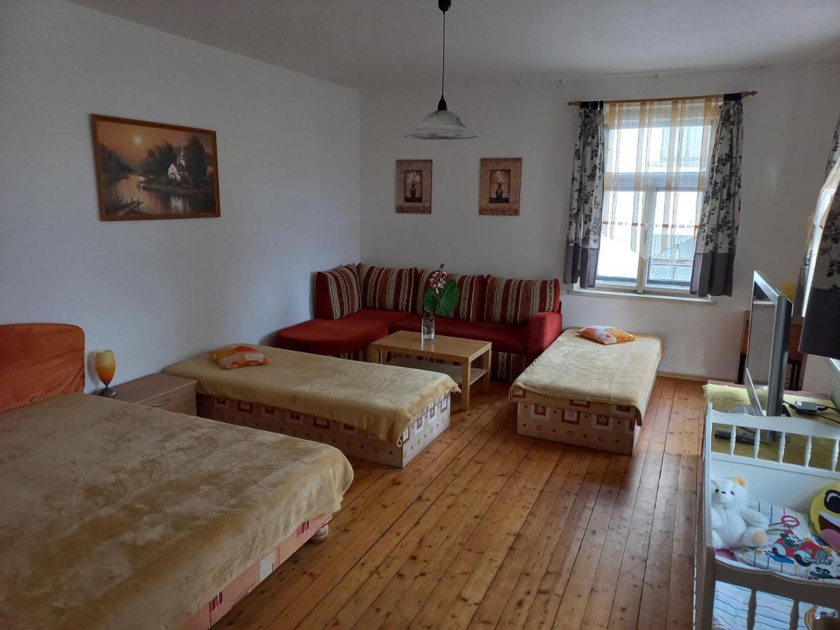Penzionek U Frantiska Marenice Exteriér fotografie