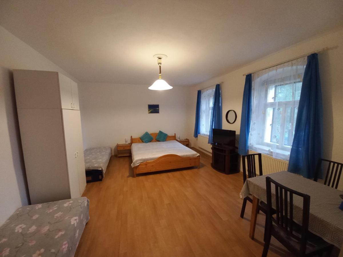 Penzionek U Frantiska Marenice Exteriér fotografie