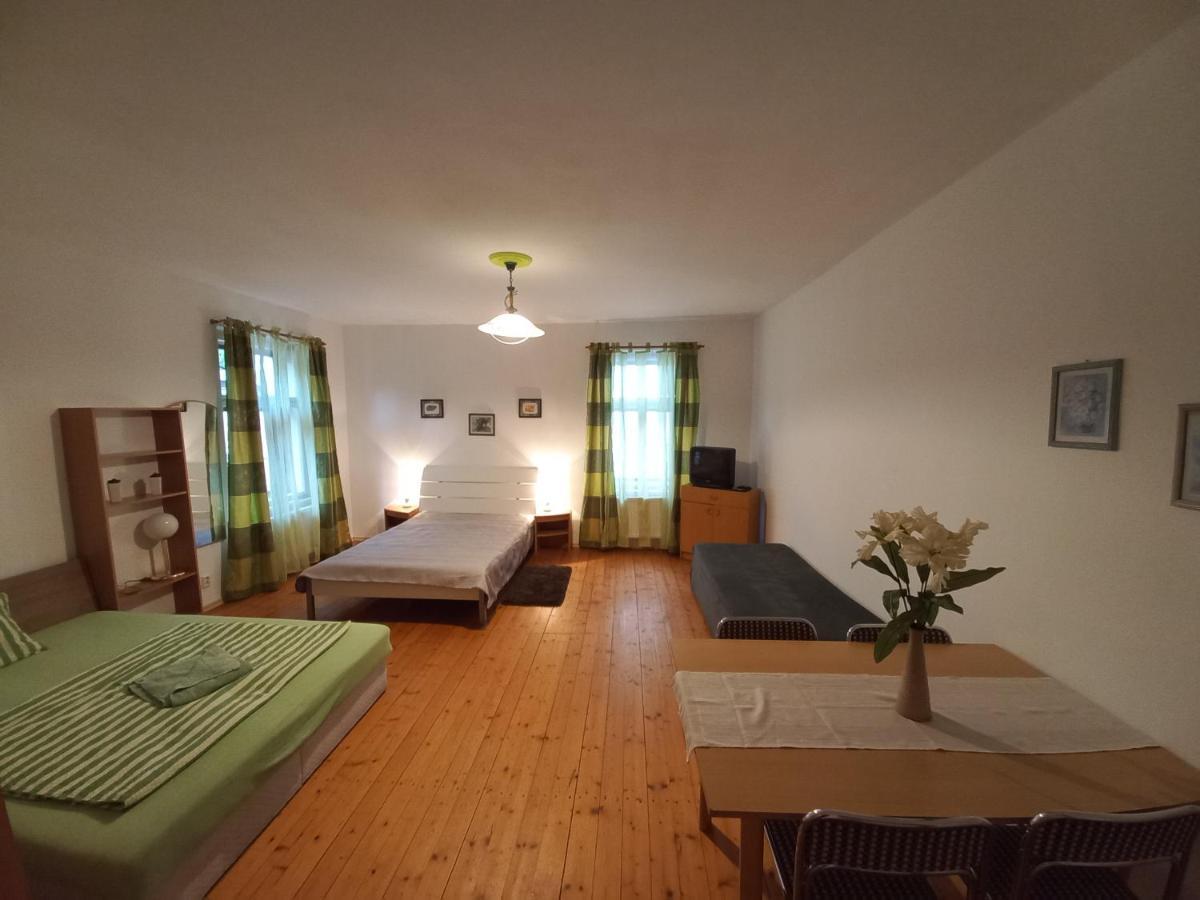 Penzionek U Frantiska Marenice Exteriér fotografie